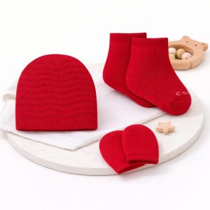 Kit Maternidade Vermelho Centopê – Touca, Luva e Meia