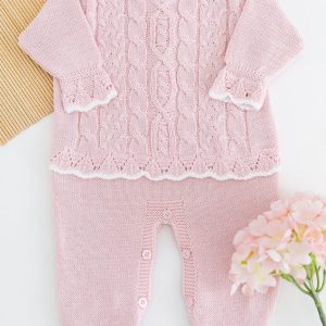 Macacão Bebê em Tricot Sevilha Rosa Pastel